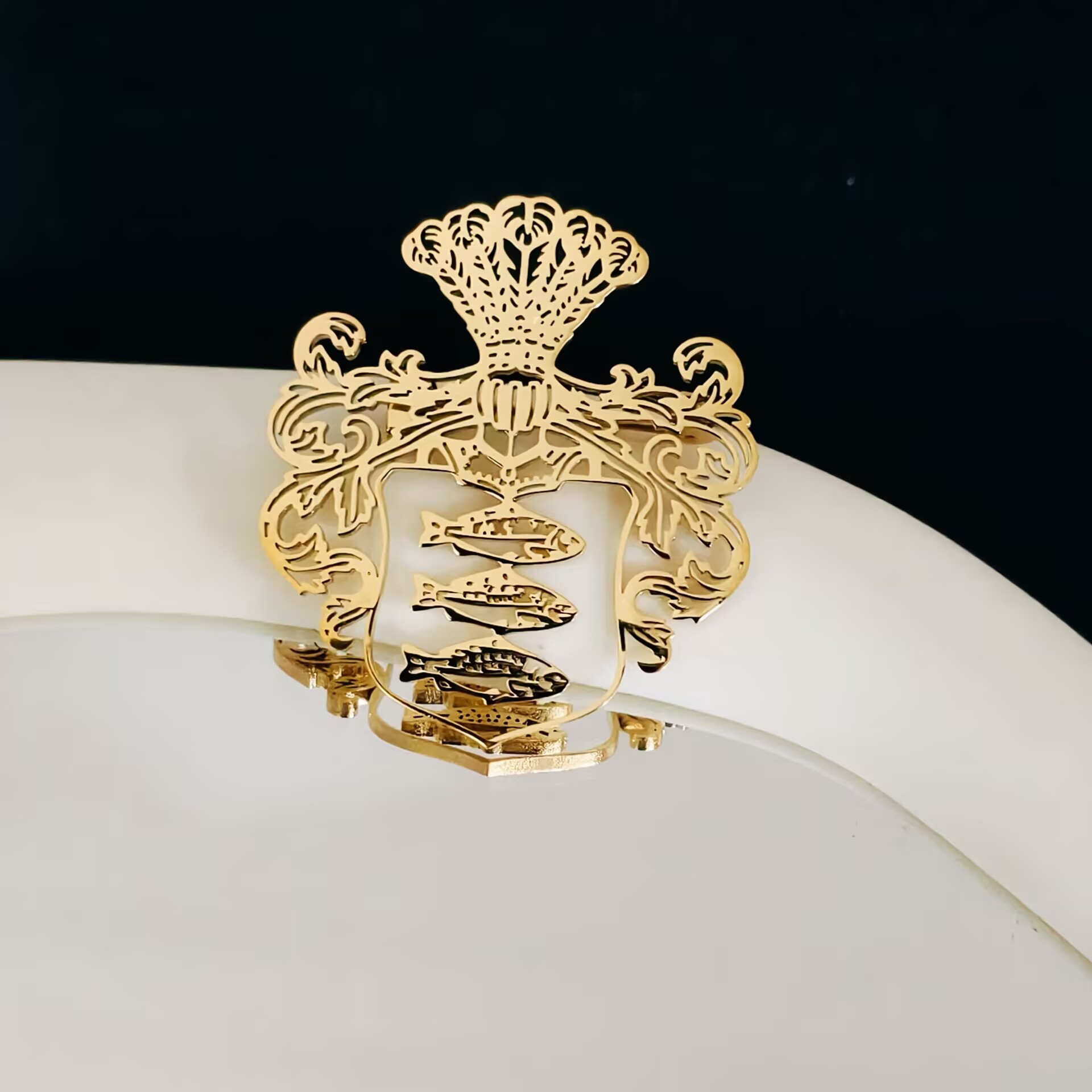 เข็มกลัดสแตนเลสสั่งทำ ป้ายโลโก - Tuxedo Lapel Pin บทวิจารณ์และราคา